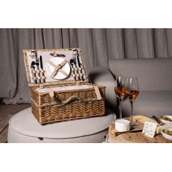 Kinzey Natural willow picnic basket for 2 person